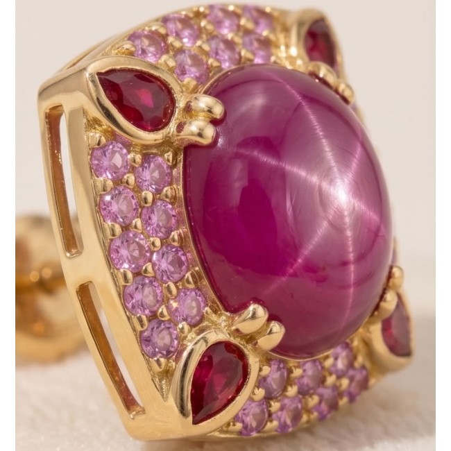Red Cascade 16.2 carat Star Ruby .925 Sterling Silver dipped in real 22K Gold brilliantly handcrafted earrings - Close-up of Red Cascade 16.2 carat Star Ruby in gold setting.