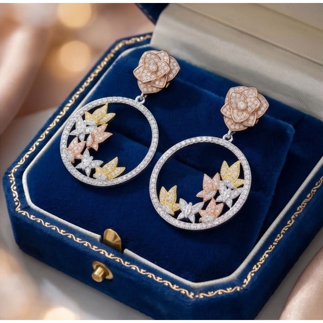 Black Label Collection - Floral design - Natural White Topaz 22K Gold over .925 Sterling Silver handmade 3 tones earrings - Floral earrings in velvet box, top view, Black Label Collection.