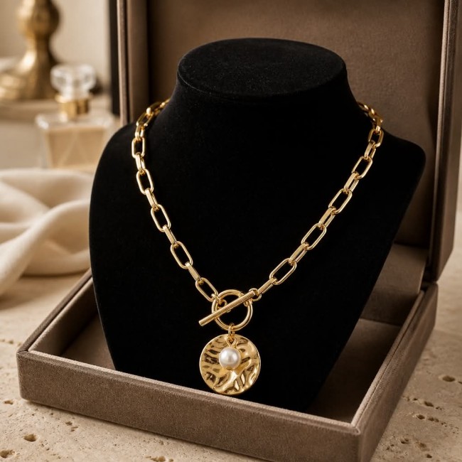 Precious Pearl Golden Statement Necklace - photo 3