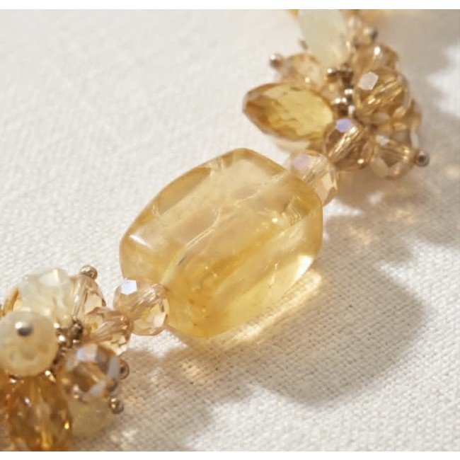 Dazzling vintage natural rough Brazilian Citrine .925 Sterling Silver handcrafted Large necklace - Close-up of dazzling vintage Brazilian Citrine necklace detail.