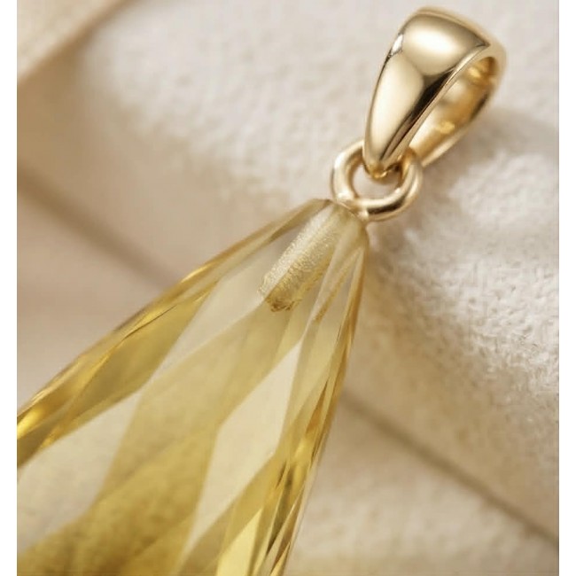 Prehistoric Authentic faceted Golden Baltic Amber REAL 14k Gold beautifully handcrafted Pendant - Close-up of faceted golden amber pendant with 14k gold bail.