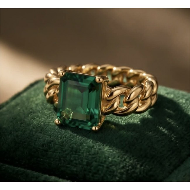 4.9 carat natural Colombian Emerald .925 Sterling Silver handmade Statement Ring size 7 - Gold rope ring with emerald close-up on green velvet background