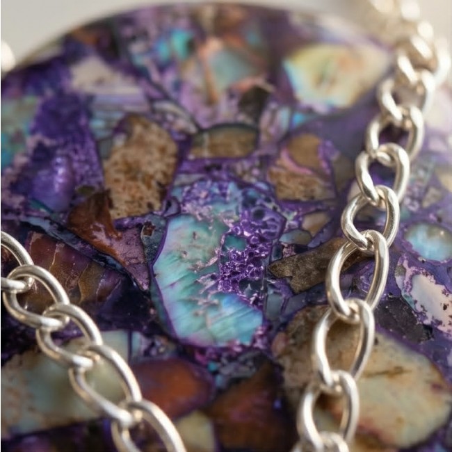 Chic Boho Style Purple Turquoise with golden Copper vains .925 Sterling Silver statement necklace - Close-up of Chic Boho Style Purple Turquoise with golden copper veins.