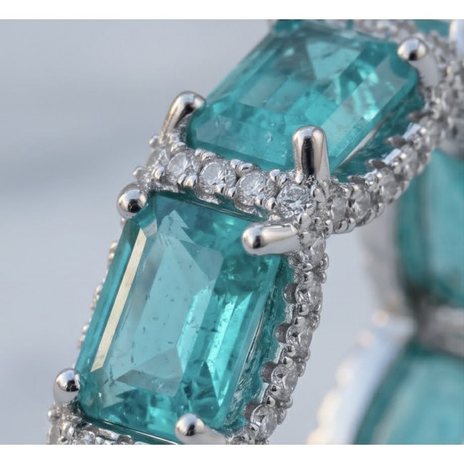 Angel's Wish 22.8 carat Aquamarine .925 Sterling Silver handcrafted infinity ring size 7 3/4 - Close-up of aquamarine stones set in sterling silver with small diamonds.