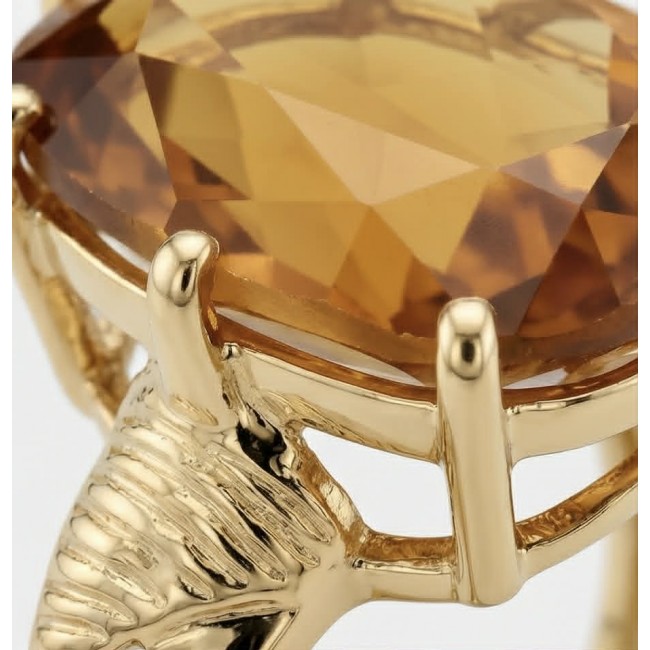 Liliana 21.5 carat Champagne Smoky Topaz .925 Sterling Silver dipped in Real 18K Gold Oversized Ring size 10 - Close-up of champagne smoky topaz in gold setting.