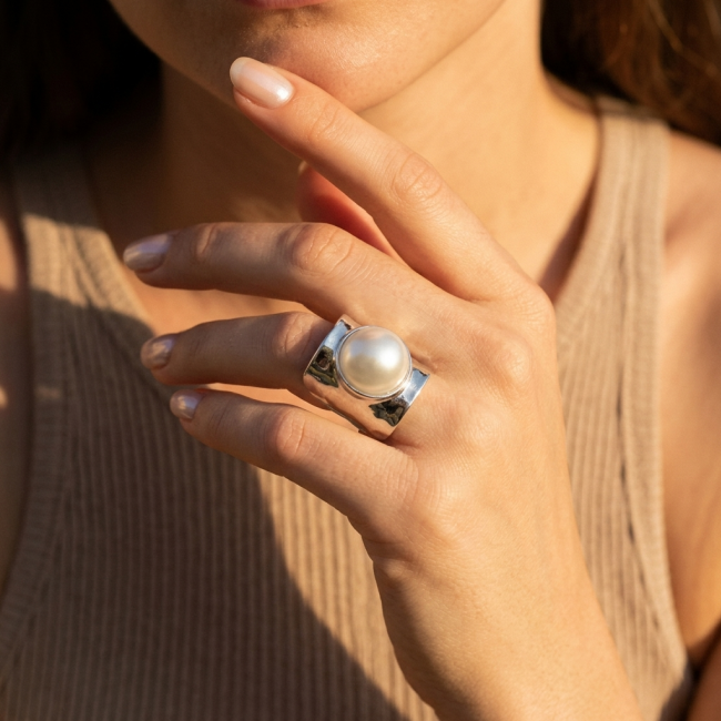 Luxurious Pearl brilliantly handcrafted silver ring s. 7 adjustable - photo 1