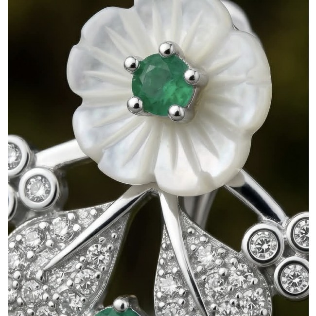 Born to Glam authentic 0.2 carat Colombian Emerald .925 Sterling Silver handcrafted earrings - Close-up of flower-shaped emerald and diamond jewelry details
