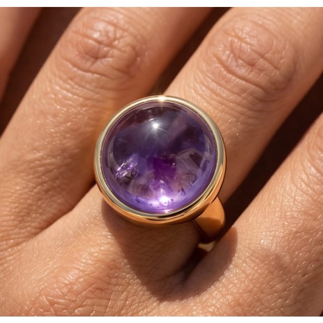 Purple Royalty 20.5 carat Amethyst .925 Sterling Silver dipped in 18K Gold Handcrafted Ring size 8 adjustable - Amethyst stone close-up, worn on hand, gold setting.