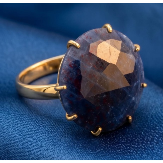 Born to Glam 14.2 carat natural Sapphire 18K Gold over .925 Sterling Silver Perfectly handcrafted Ring s. 8 - Close-up of 14.2 carat Sapphire ring, 18K gold setting on blue fabric.