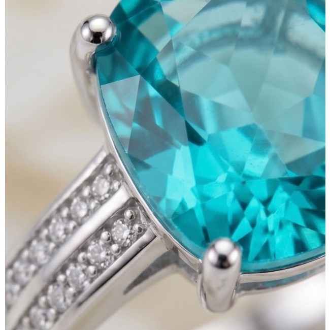 Eau Pure 8.2 carat Paraiba Tourmaline .925 Sterling Silver Handcrafted Ring size 8 adjustable - Close-up of Eau Pure Paraiba Tourmaline ring in .925 sterling silver.