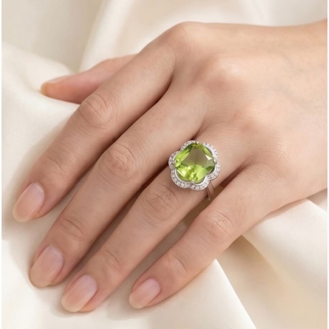 Royalty 9.9 carat authentic Himalayan Peridot .925 Sterling Silver Handcrafted Statement Ring size 7 - 9.9 carat Himalayan Peridot ring worn on hand.