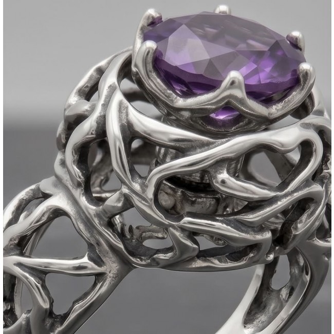 20.5 carat Amethyst .925 Sterling Silver Handcrafted Brutalist Ring size 8 1/2 - Close-up of amethyst stone with intricate silver band design.