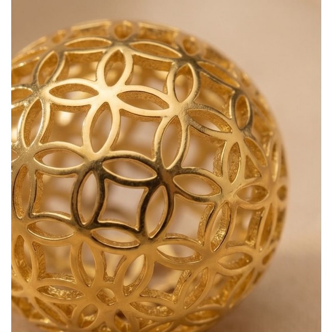 Black Label Collection - Dubai Style - Natural 22K Gold over .925 Sterling Silver handmade earrings - Close-up of intricate gold lattice design on jewelry piece.