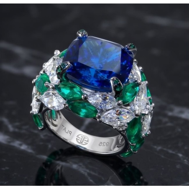 Nautilius 29.2 carat authentic Sapphire Chrome Diopside .925 Sterling Silver handcrafted Statement Ring size 7 1/4 - Close-up of Nautilus sapphire and diopside ring on black marble surface.