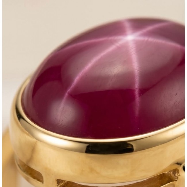 Bella Rosa Genuine 10.5 CARAT Star Ruby 22K Gold over .925 Sterling Silver Large Statement Ring size 8 adjustable - Close-up of Bella Rosa Star Ruby set in 22K gold over sterling silver.