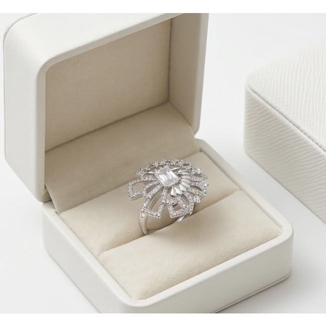 Isabella authentic 6.8 carat White Topaz .925 Sterling Silver handcrafted ring size 8 - Isabella ring in box, top view showing 6.8 carat White Topaz design