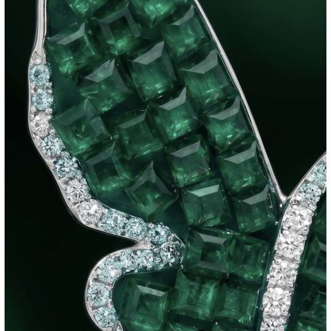 Incredible Butterflies genuine 15.5 CARAT Emerald .925 Sterling Silver handcrafted Earrings - Close-up of emerald butterfly jewelry with diamond accents