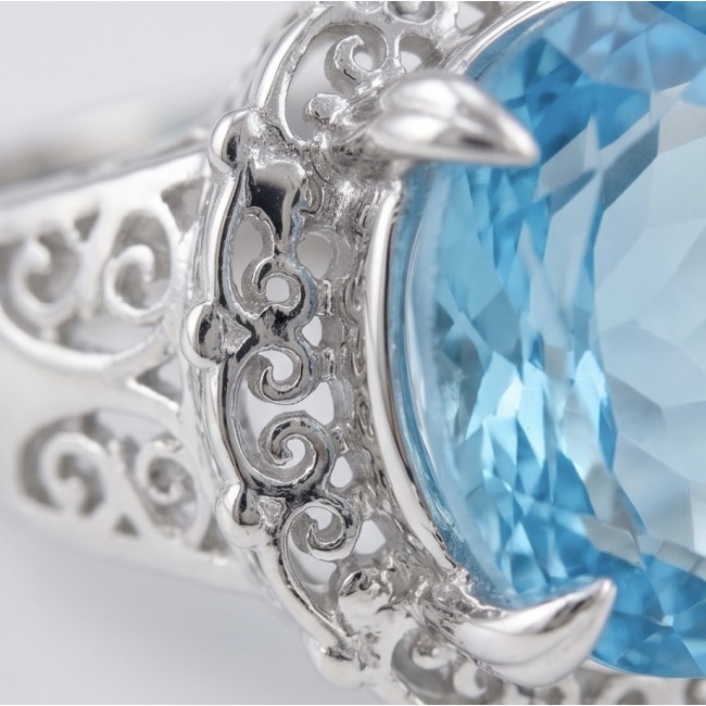 14.5 carat authentic Swiss Blue Topaz .925 Sterling Silver dipped in rhodium handmade Statement Ring size 8 1/4 - Stone close-up of Swiss Blue Topaz in .925 Sterling Silver setting.