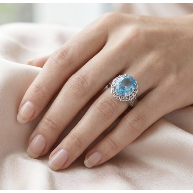 14.5 carat authentic Swiss Blue Topaz .925 Sterling Silver dipped in rhodium handmade Statement Ring size 8 1/4 - Worn on hand, 14.5ct Swiss Blue Topaz ring in .925 Sterling Silver.
