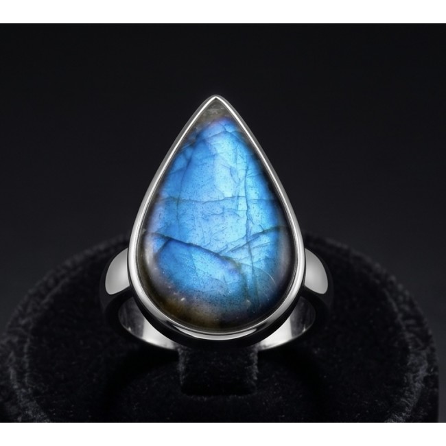 Shimmering Natural Labradorite .925 Sterling Silver handcrafted Large ring size 8 adjustable - Labradorite ring in teardrop shape, front view on black background.