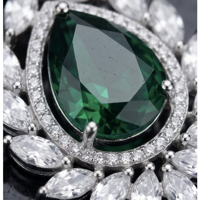Magnificent Jewel 17.5 carat Emerald 14K white Gold over .925 Sterling Silver handcrafted earrings - Close-up of emerald and diamond necklace, 17.5 carat emerald centerpiece