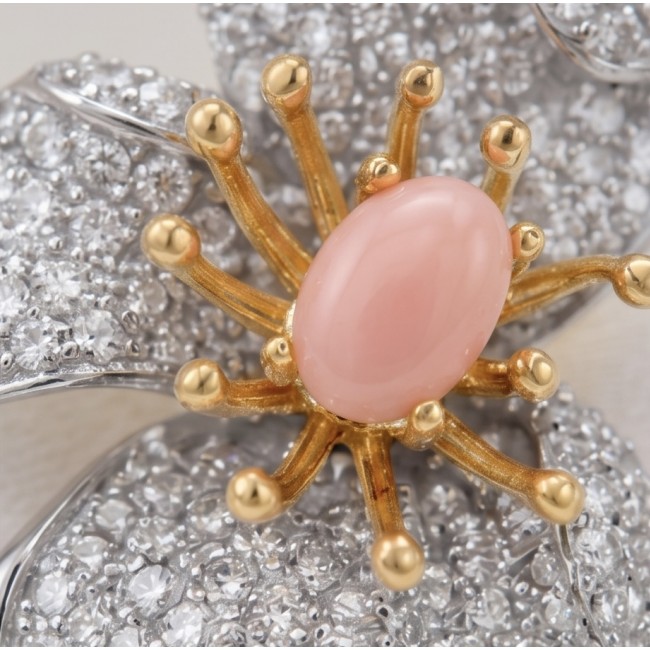 Amazonia - 38.8 carat Pink Opal White Sapphire 2 tones .925 Sterling Silver handmade Statement Earrings - Pink opal and white sapphire jewelry close-up detail