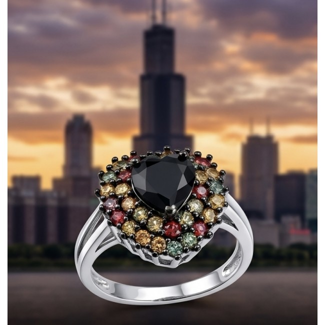 Blue Heart 8.2 carat natural Sapphire .925 Sterling Silver Perfectly handcrafted Ring s. 8 - Heart-shaped sapphire ring close-up with city skyline background