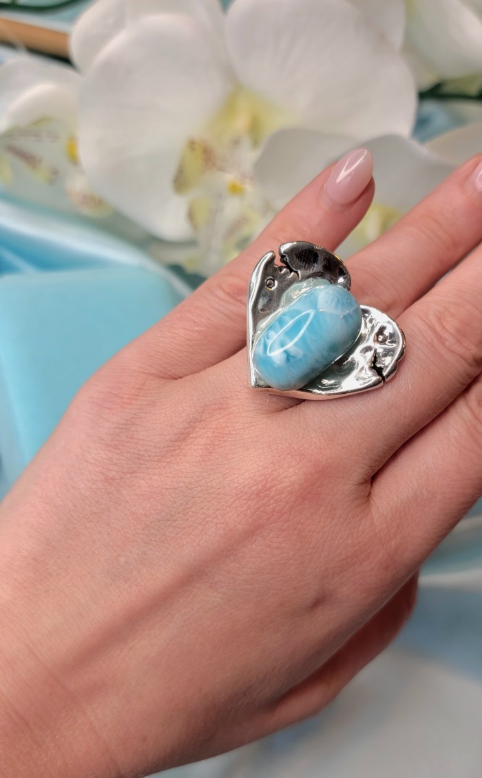 Angel's Heart Genuine Caribbean Larimar .925 Sterling Silver handcrafted MASSIVE 21.5 carat STATEMENT ring size 8 - Angel's Heart Larimar ring worn on hand, silver setting.