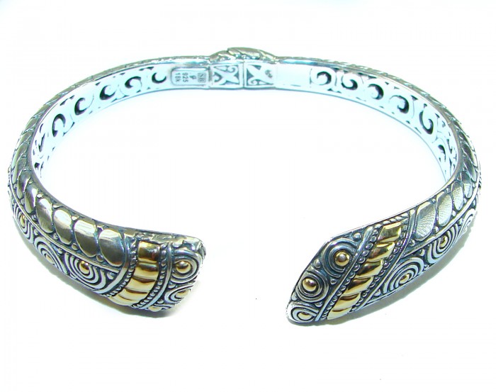 Bali Legacy 28.9 grams authentic 2 tones .925 Sterling Silver handcrafted bracelet - Bali Legacy 2-tone .925 sterling silver bracelet, top view with details.