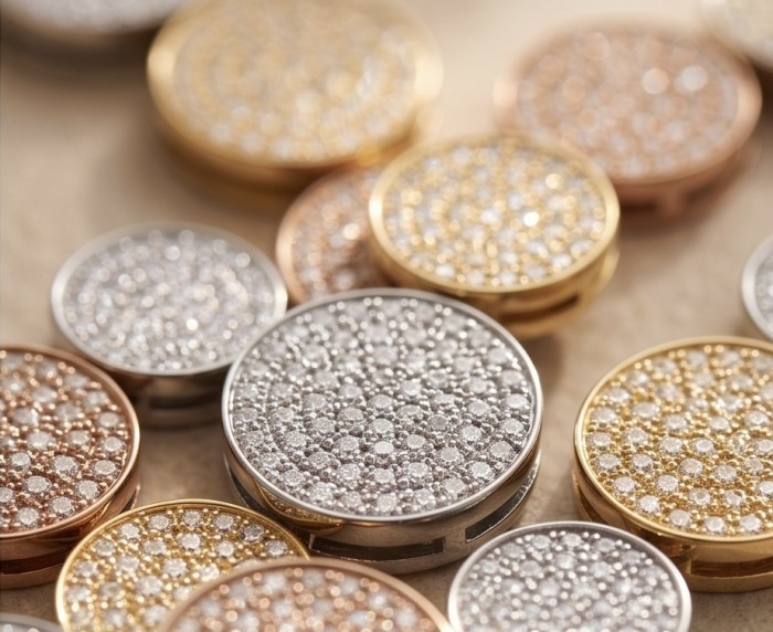 Precious 7.2 carat pave White Topaz 2 tones .925 Sterling Silver Golden Handcrafted Necklace - Close-up of pave White Topaz discs in mixed metal tones.