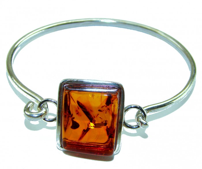 Genuine Baltic Amber .925 Sterling Silver handamde Bracelet / Cuff - Close-up of genuine Baltic amber sterling silver bracelet