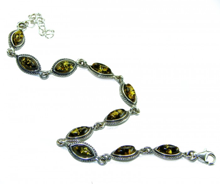 Excellent Baltic Amber .925 Sterling Silver entirely handcrafted Bracelet - Baltic amber bracelet with clasp detail in sterling silver.