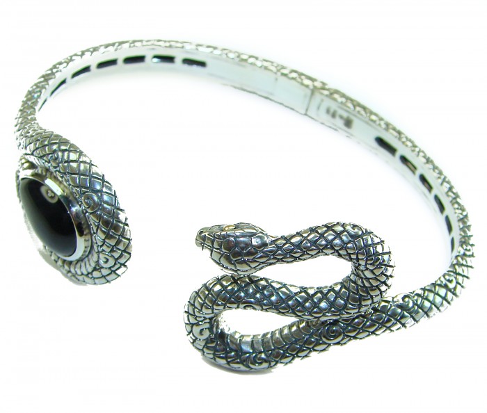 Huge 30.2 carat Precious Snake Genuine Onyx .925 Sterling Silver handcrafted Bracelet - Snake bracelet with onyx stone, side view, .925 sterling silver.