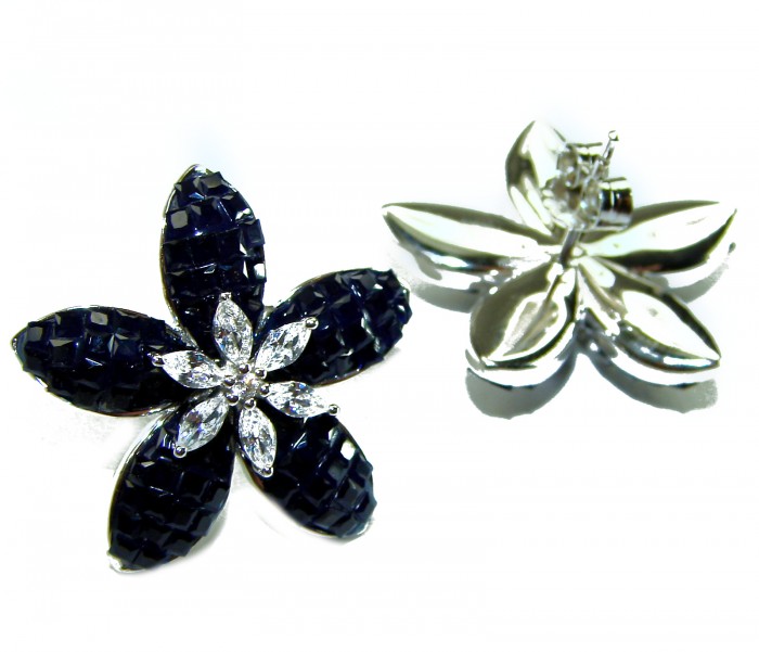 Incredible green Flowers genuine 10.5 CARAT Sapphire .925 Sterling Silver handcrafted Earrings - Floral sapphire earrings, close-up of front and back.