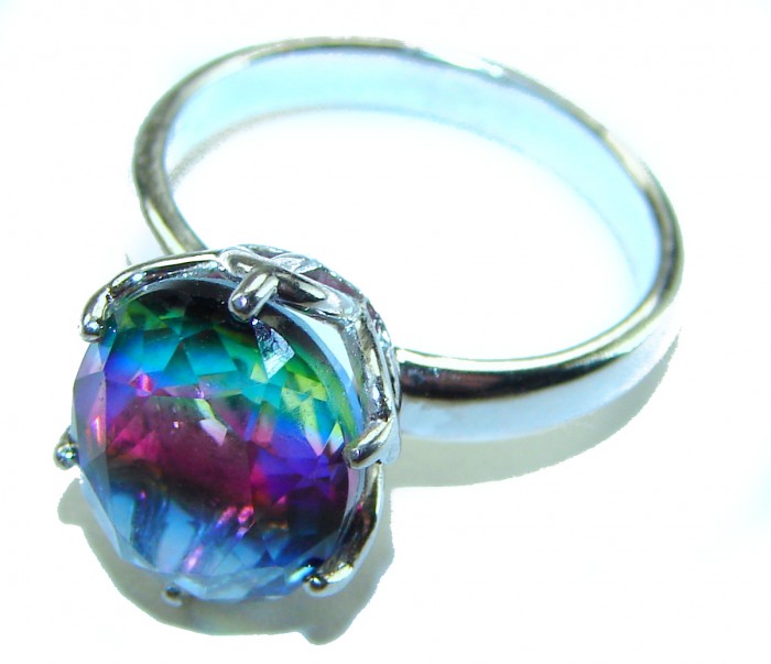 8.8 carat Brazilian Tourmaline .925 Sterling Silver Perfectly handcrafted Ring s. 7 - Close-up of 8.8 carat Brazilian Tourmaline ring in sterling silver setting.