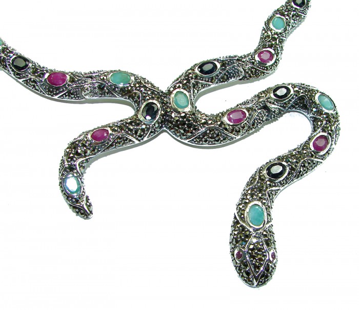 Large Snake genuine 18.5 carat Ruby from Madagaskar Marcasite .925 Sterling Silver handcrafted necklace - Close-up of large snake necklace with rubies and gemstones