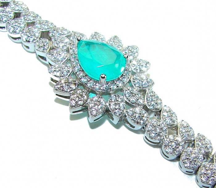 Born to Glam authentic 7.9 carat Colombian Emerald .925 Sterling Silver handcrafted Statement Bracelet - Colombian Emerald and diamond bracelet close-up, Born to Glam