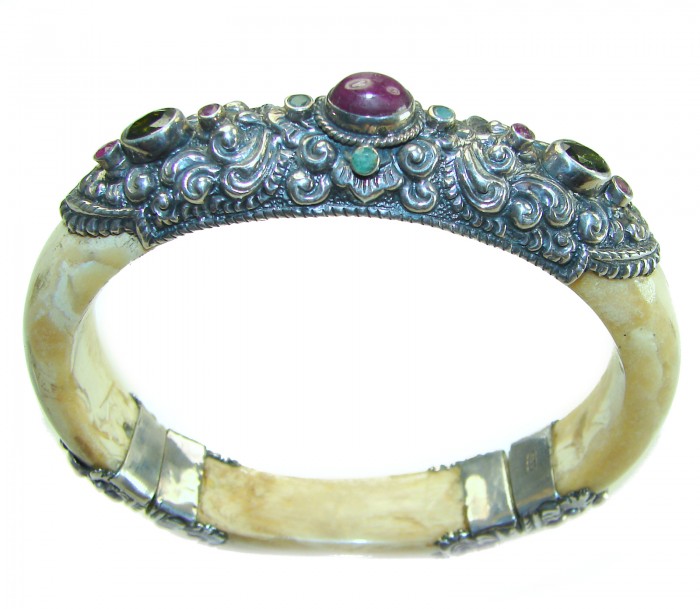 Authentic Buffalo Carved Bone 3.5 carat Ruby Amethyst .925 Sterling Silver handcrafted Bali Bracelet / Cuff - photo 3