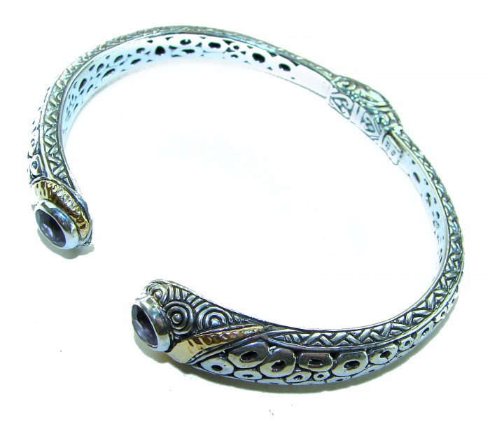 8.5 carat Amethyst 2 tones .925 Sterling Silver handcrafted Statement Bali made Bracelet - Intricate sterling silver bracelet with amethyst stones, top view.