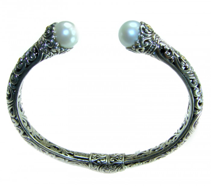 Bali Legacy authentic WHITE PEARL Floral Bracelet in .925 Sterling Silver - Bali Legacy floral bracelet with pearls, top view detailing design.