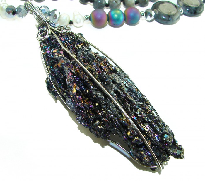 Bohemian Style Huge Genuine 34 inches Titanum Druzy .925 Sterling Silver handmade necklace - Close-up of Bohemian style titanium druzy pendant with wire wrapping