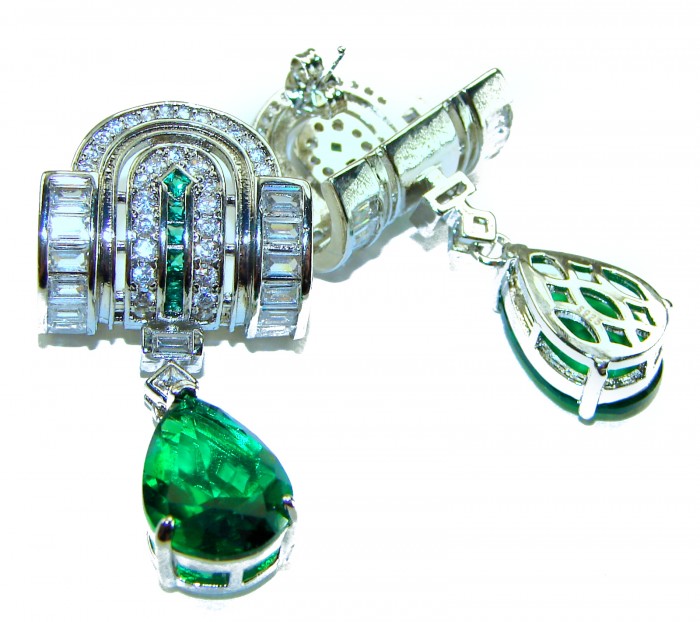 Art Deco - Very Unique 10.5 carat Colombian Emerald .925 Sterling Silver handcrafted earrings - Close-up of Art Deco earrings with Colombian emeralds and diamonds.