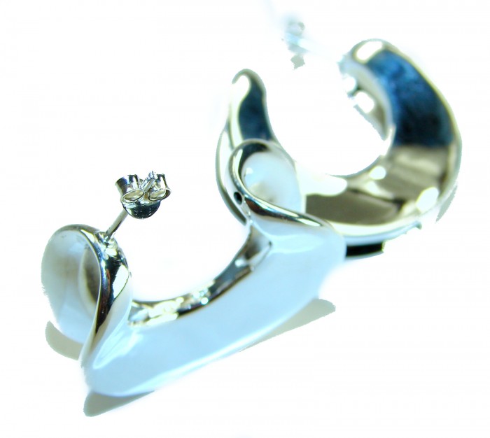 LARGE - EXTRAVAGANZA - Highly Polished Fancy .925 Sterling Silver Italy made Earrings - Close-up of highly polished sterling silver earrings, side view.