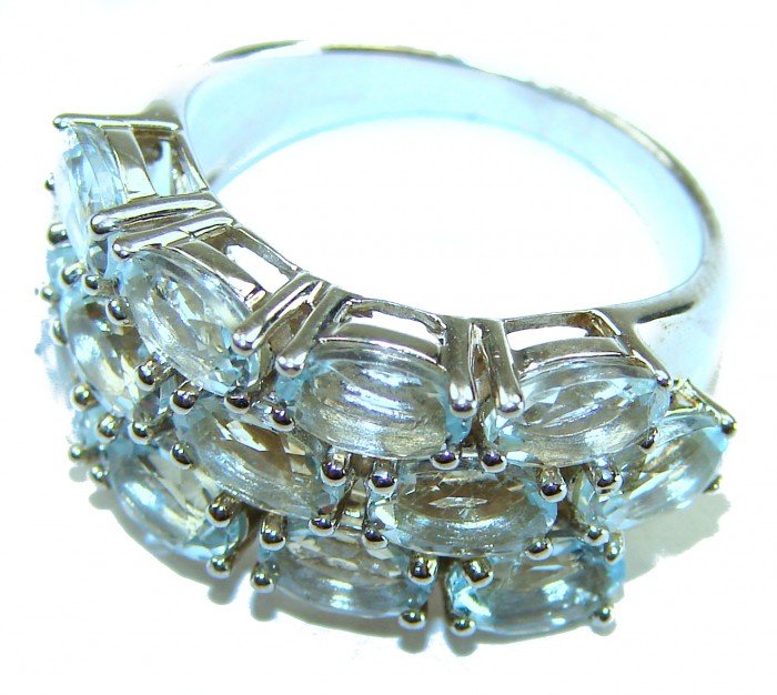 14.9 carat authentic Aquamarine .925 Sterling Silver Handcrafted Ring size 7 1/4 - Side view of 14.9 carat aquamarine ring in .925 sterling silver.