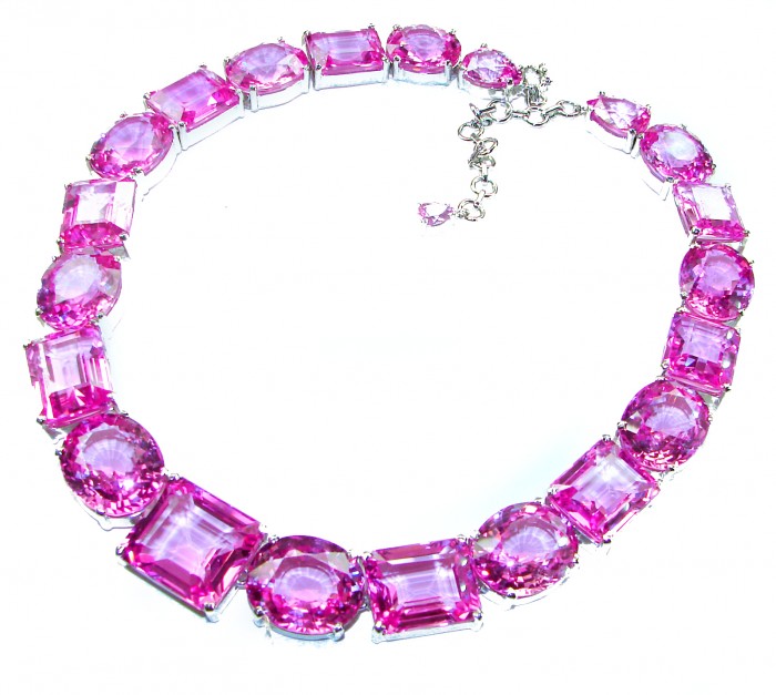 Tiffany - Magnificent Pink 284.5 carat Pink Sapphire .925 Sterling Silver handcrafted Large Statement necklace, 205.8 grams - Necklace front view; pink sapphires set in sterling silver.