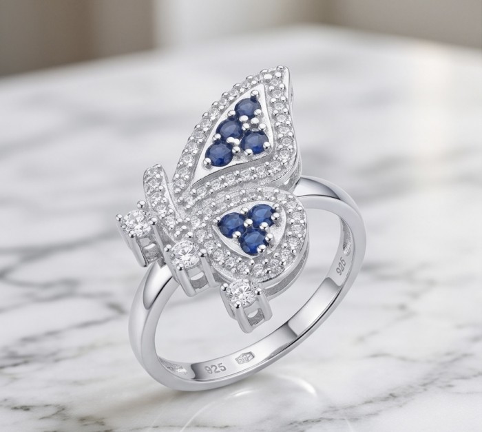 Vintage style - Blue Butterfly - 2.8 carat Sapphire .925 Sterling Silver handcrafted Statement ring s. 8 - Side view of vintage style .925 silver butterfly sapphire ring