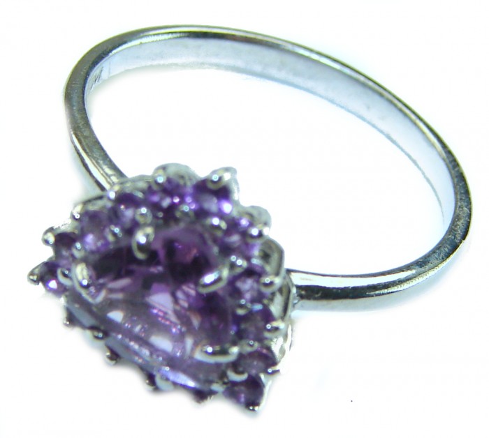 Purple Queen trillion cut 8.2 carat Amethyst .925 Sterling Silver Handcrafted Ring size 9 - Purple Queen amethyst ring, close-up of trillion cut stone setting.