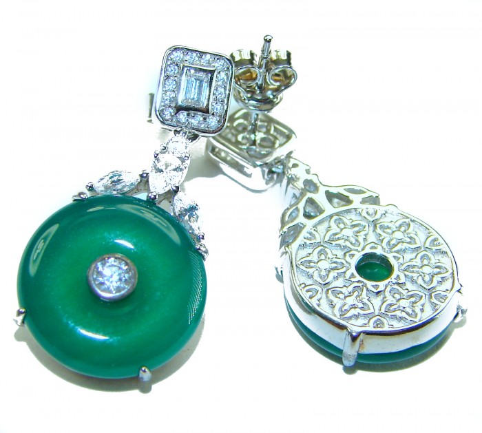 Very Unique authentic 12.5 carat Jade .925 Sterling Silver handcrafted earrings - Close-up of jade and sterling silver earrings with gemstone detail