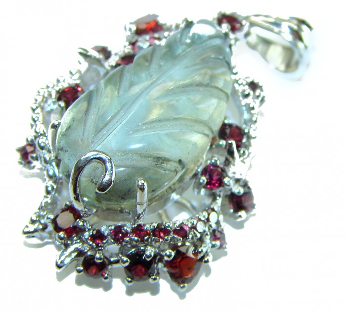 Back to Nature 22.5 carat carved Green Amethyst Garnet .925 Sterling Silver handmade Pendant - photo 2