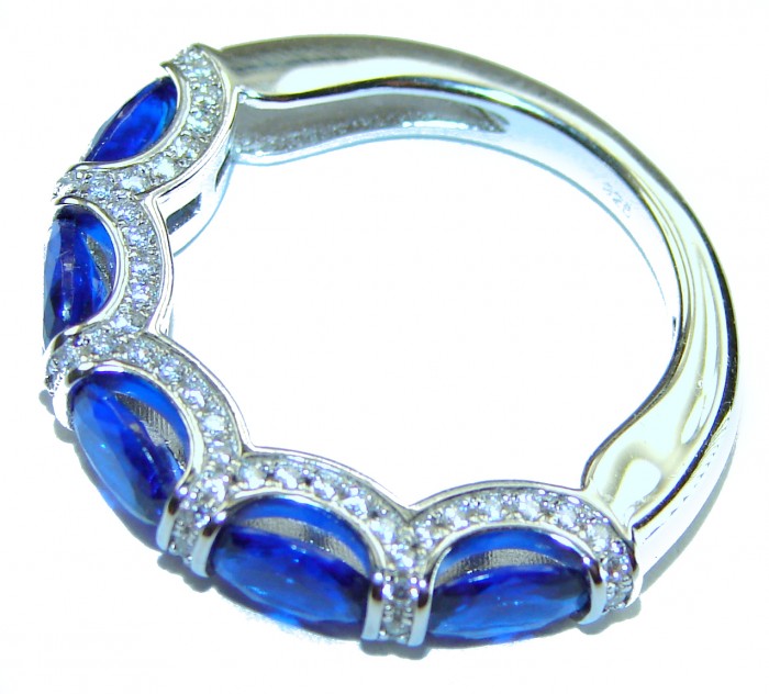 Extravaganza 4.5 carat White Topaz Sapphire .925 Sterling Silver brilliantly handcrafted ring s. 6 1/2 - Blue sapphire and white topaz ring in sterling silver, top view.